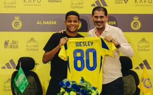 Era nel mirino di Roma e Milan, Wesley sceglie l’Arabia Saudita: un altro giovane talento per l’Al-Nassr